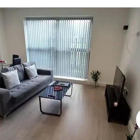 Cozy 2 Bedrooms Apartment Canvey Island Екстериор снимка