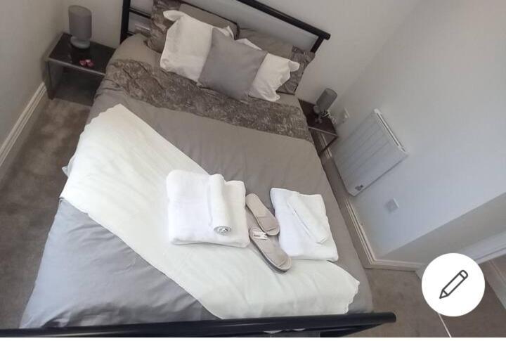 Cozy 2 Bedrooms Apartment Canvey Island Екстериор снимка